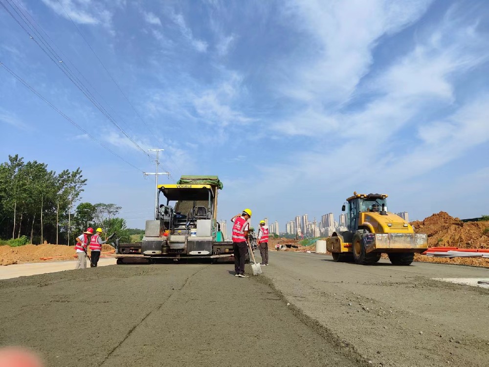 鄭州高公路瀝青路面防治養(yǎng)護(hù)質(zhì)量的有效策略